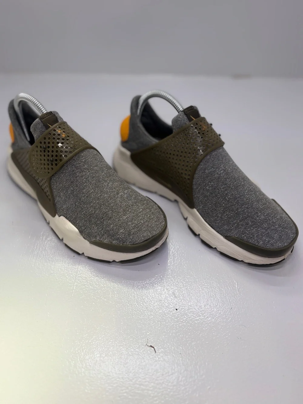 Nike Sock Dart SE Gold Leaf Dark Loden Slip On Sneakers women's size 8 EU 39